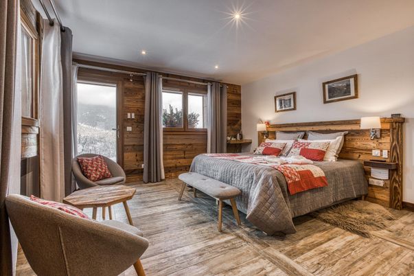 Bedroom, Interior, Recessed Lighting, Wood Texture Flooring, Wooden Walls