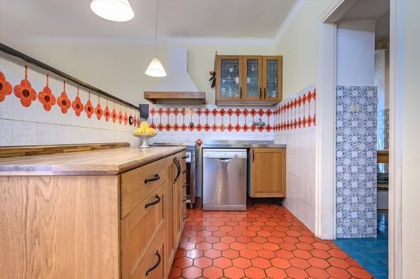 Interior, Kitchen, Pendant Lights, Stainless Steel Appliances