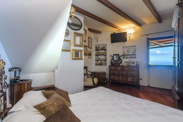 Bedroom, Interior, Wooden Beams, Wood Texture Flooring