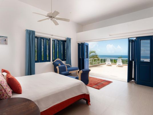 Bedroom, Interior, Water