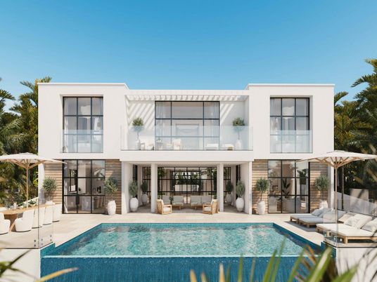 Exterior, Facade, Pool, Modern