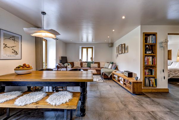 Dining room, Interior, Living room, Pendant Lights, Recessed Lighting