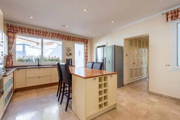Interior, Kitchen, Recessed Lighting