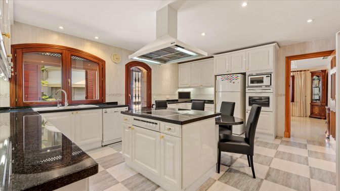 Interior, Kitchen, Recessed Lighting
