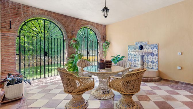 Dining room, Interior, Stone Walls