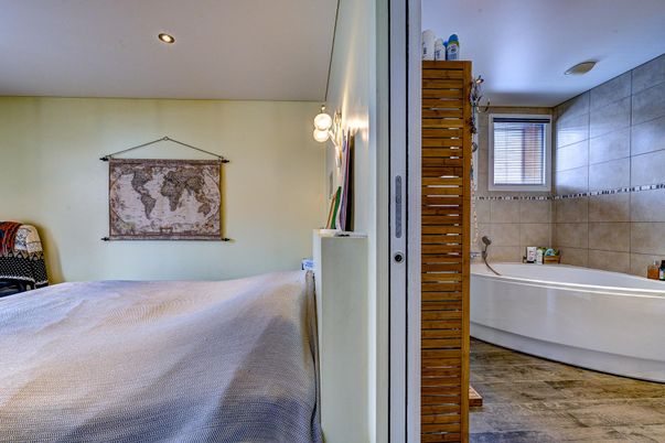 Bathroom, Bedroom, Interior, Recessed Lighting