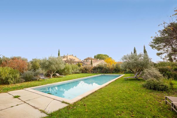 Backyard, Exterior, Pool