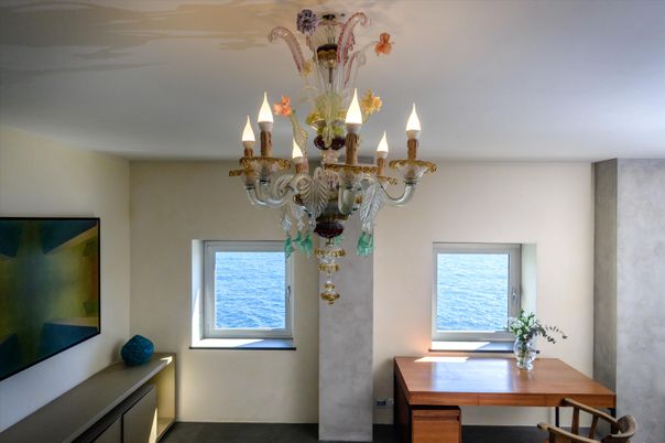 Chandelier, Interior