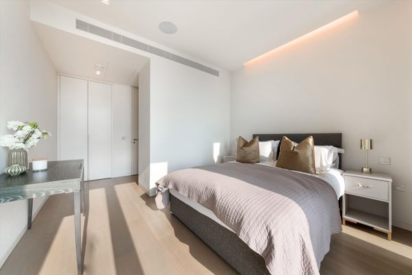 Bedroom, Interior, Recessed Lighting, Wood Texture Flooring