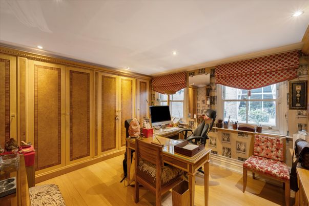 Home Office, Interior, Recessed Lighting, Wood Texture Flooring