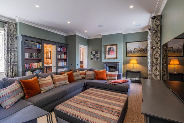 Fireplace, Interior, Living room, Recessed Lighting