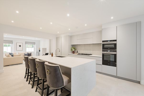 Interior, Kitchen, Living room, Recessed Lighting, Stainless Steel Appliances