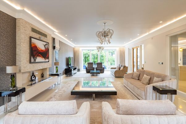 Chandelier, Fireplace, Interior, Living room, Recessed Lighting