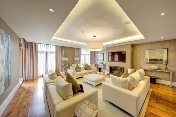 Fireplace, Interior, Living room, Pendant Lights, Recessed Lighting, Wood Texture Flooring