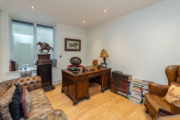 Home Office, Interior, Recessed Lighting, Wood Texture Flooring