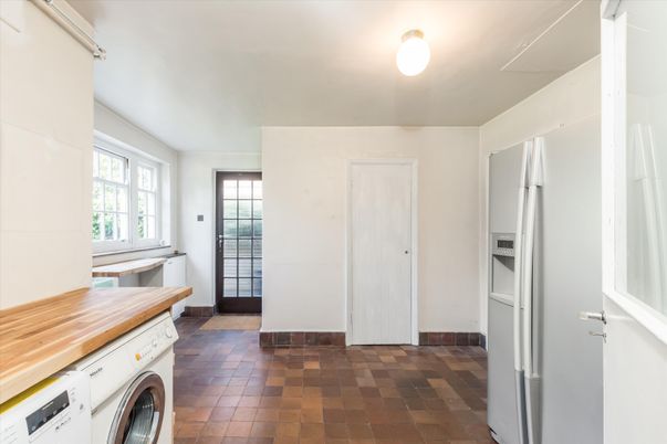Interior, Washer