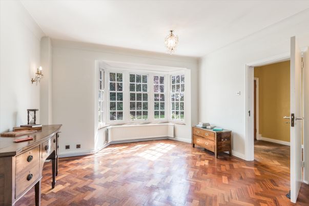 Chandelier, Interior, Wood Texture Flooring