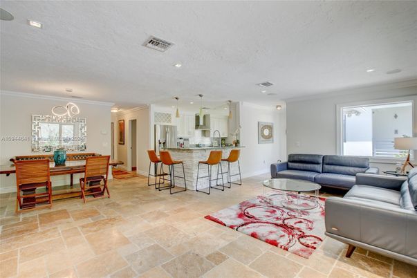Dining room, Interior, Kitchen, Living room, Pendant Lights, Recessed Lighting