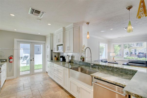 Interior, Kitchen, Pendant Lights, Recessed Lighting, Stainless Steel Appliances