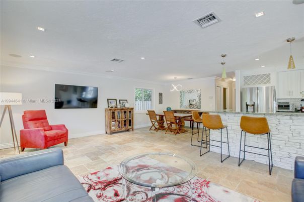Dining room, Interior, Kitchen, Pendant Lights, Recessed Lighting
