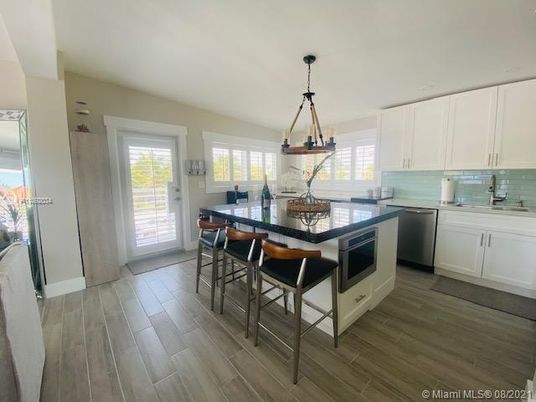 Dining room, Interior, Kitchen, Pendant Lights, Wood Texture Flooring