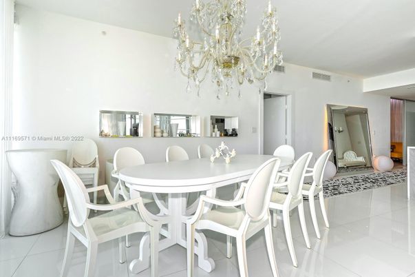 Chandelier, Dining room, Interior