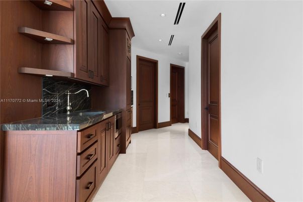 Interior, Kitchen, Marble Walls, Recessed Lighting