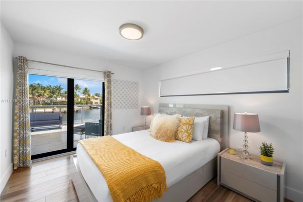 Bedroom, Interior, Water, Wood Texture Flooring