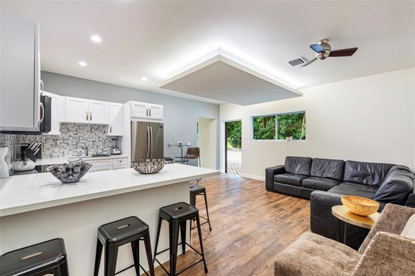 Interior, Kitchen, Living room, Recessed Lighting, Wood Texture Flooring