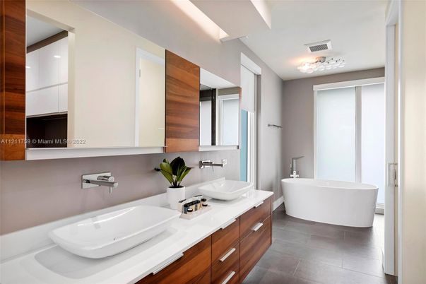 Bathroom, Dual Sink Vanities, Free Standing Baths, Interior, Wood Texture Flooring