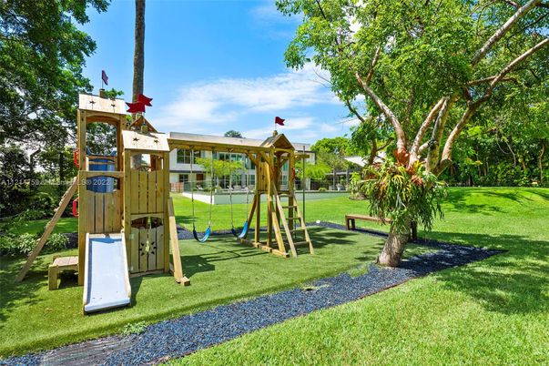 Backyard, Exterior, Playground