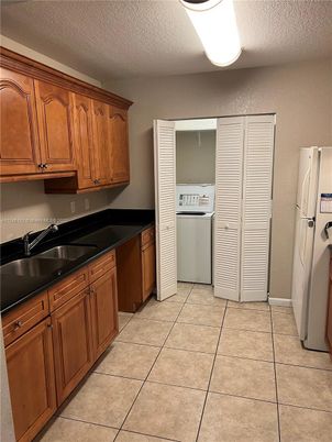 Interior, Kitchen, Washer