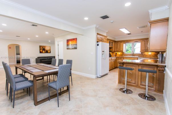 Dining room, Interior, Kitchen, Recessed Lighting
