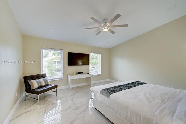 Bedroom, Interior, Marble, Recessed Lighting