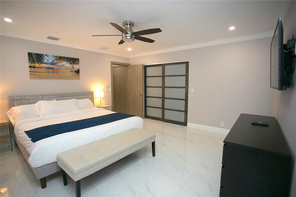 Bedroom, Interior, Marble, Recessed Lighting