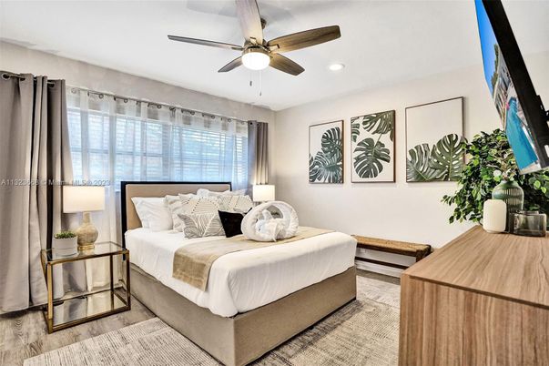 Bedroom, Interior, Recessed Lighting, Wood Texture Flooring