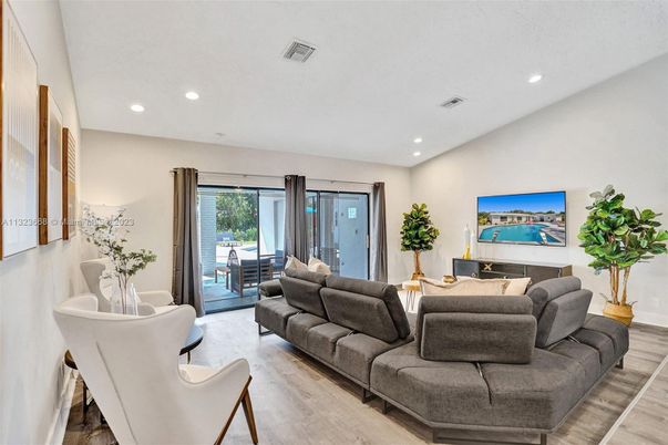 Interior, Living room, Recessed Lighting, Wood Texture Flooring