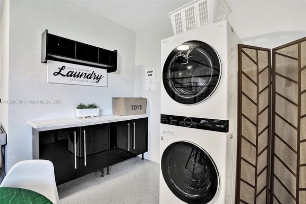 Interior, Utility Closets, Washer