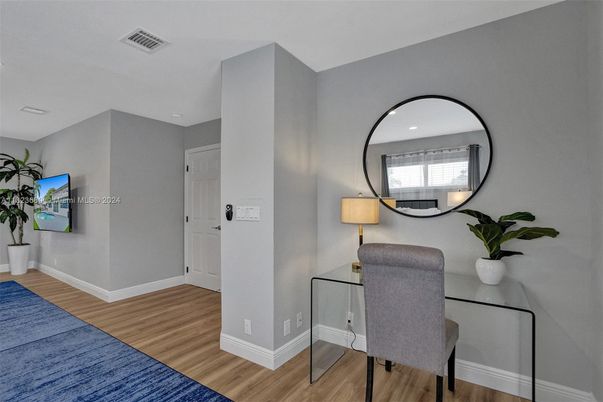 Home Office, Interior, Recessed Lighting, Wood Texture Flooring