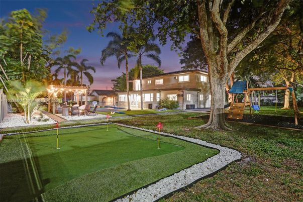 Backyard, Exterior, Playground