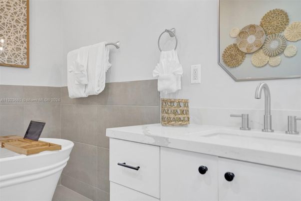 Bathroom, Interior