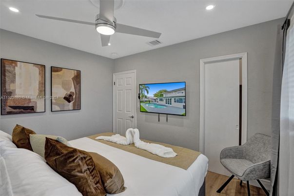 Bedroom, Interior, Recessed Lighting, Wood Texture Flooring