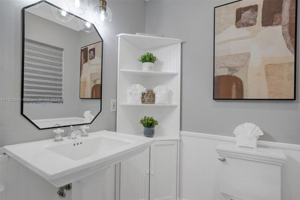 Bathroom, Interior