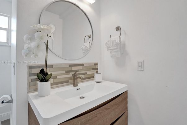 Bathroom, Interior