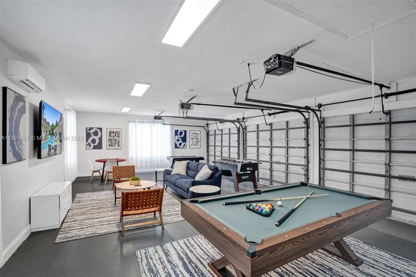 Billiard Table, Game Room, Garage, Interior