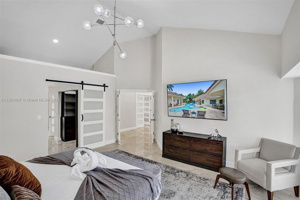 Interior, Pendant Lights, Recessed Lighting