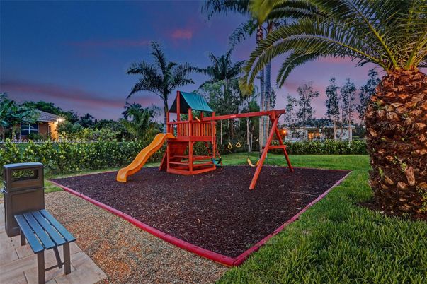 Backyard, Exterior, Playground