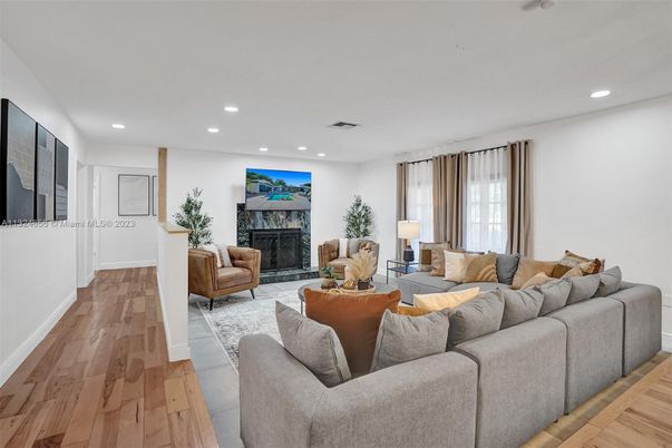 Fireplace, Interior, Living room, Recessed Lighting, Wood Texture Flooring