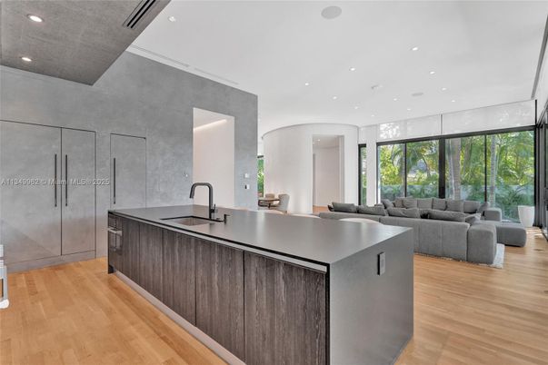 Interior, Kitchen, Living room, Recessed Lighting, Wood Texture Flooring