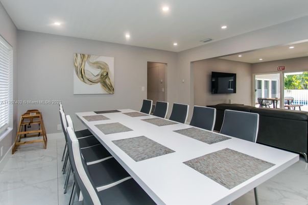 Dining room, Interior, Marble, Recessed Lighting